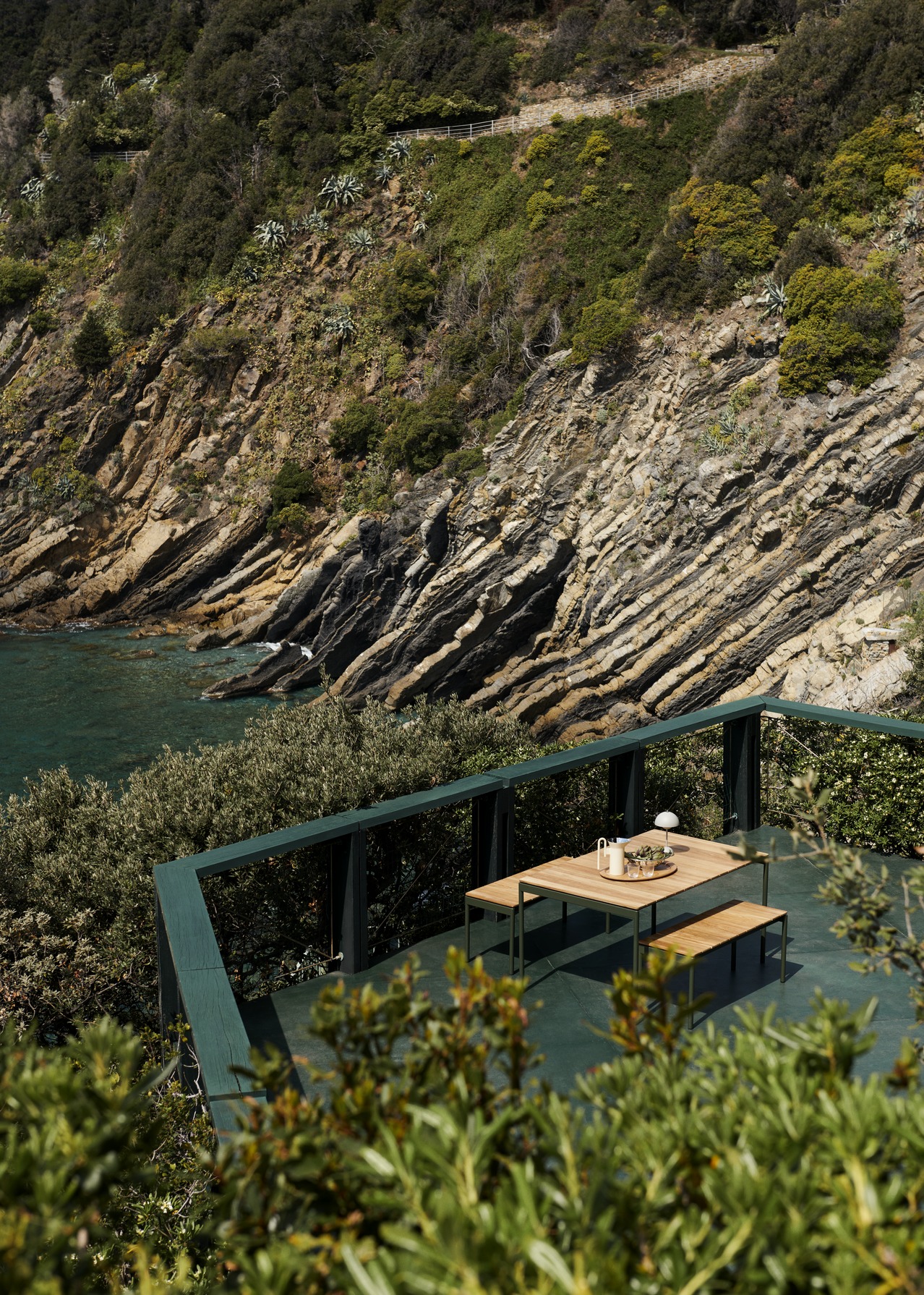 Ville Outdoor Table AV25/AV26